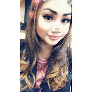 Meet your Posher, Sharmaine